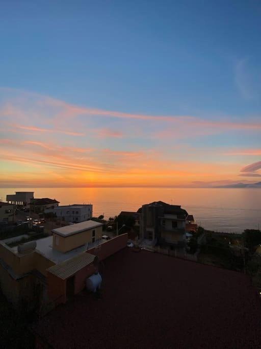 Casa Vacanze Al Civico 72 Pizzo  Luaran gambar